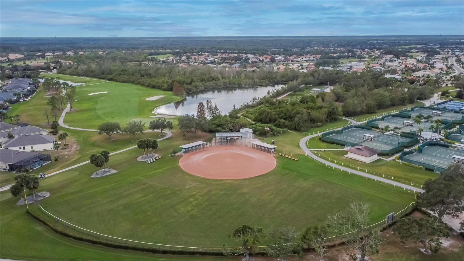 1649 EMERALD DUNES DR, SUN CITY CENTER, FL, 33573
