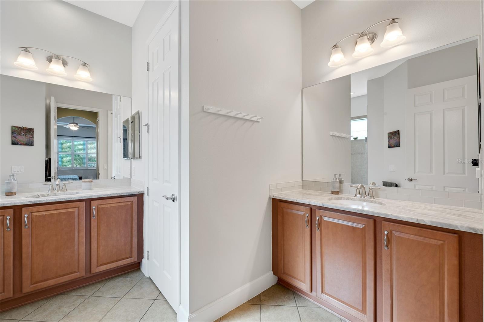 1649 EMERALD DUNES DR, SUN CITY CENTER, FL, 33573
