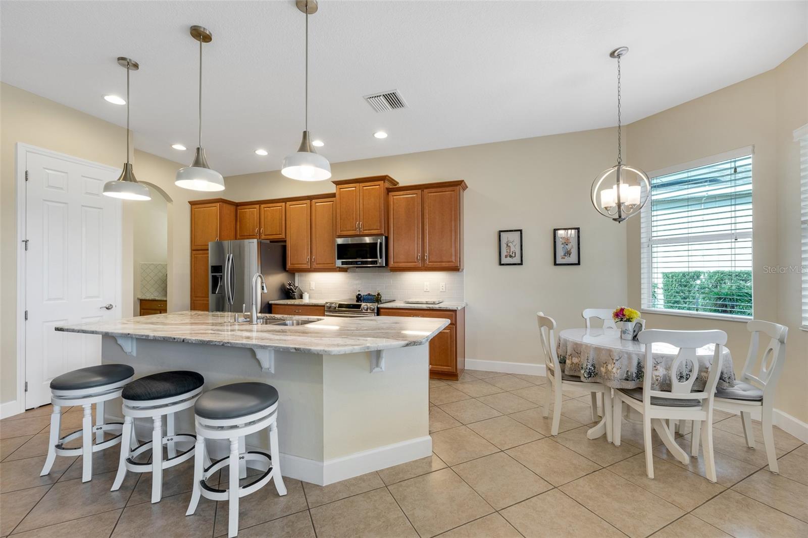 1649 EMERALD DUNES DR, SUN CITY CENTER, FL, 33573