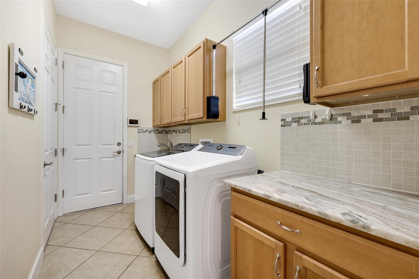 1649 EMERALD DUNES DR, SUN CITY CENTER, FL, 33573