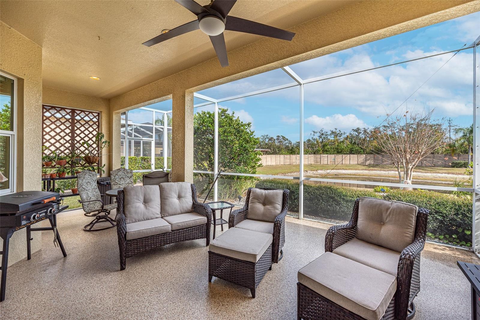 1649 EMERALD DUNES DR, SUN CITY CENTER, FL, 33573