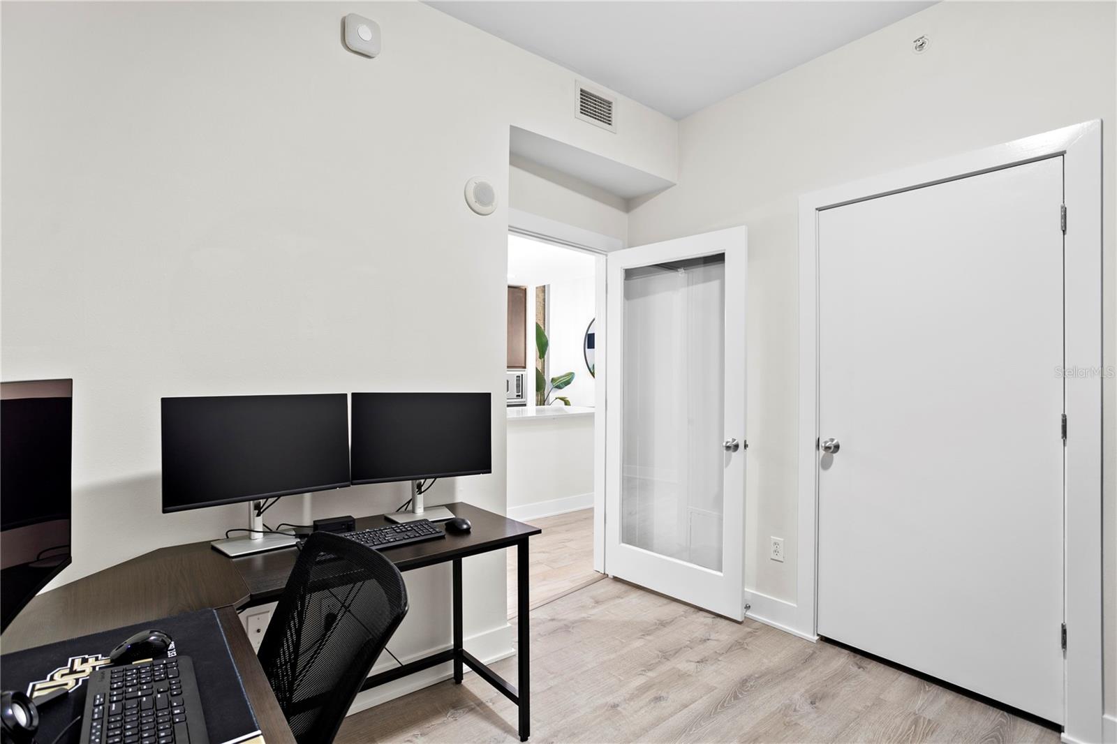 1120 E KENNEDY BLVD #413, TAMPA, FL, 33602