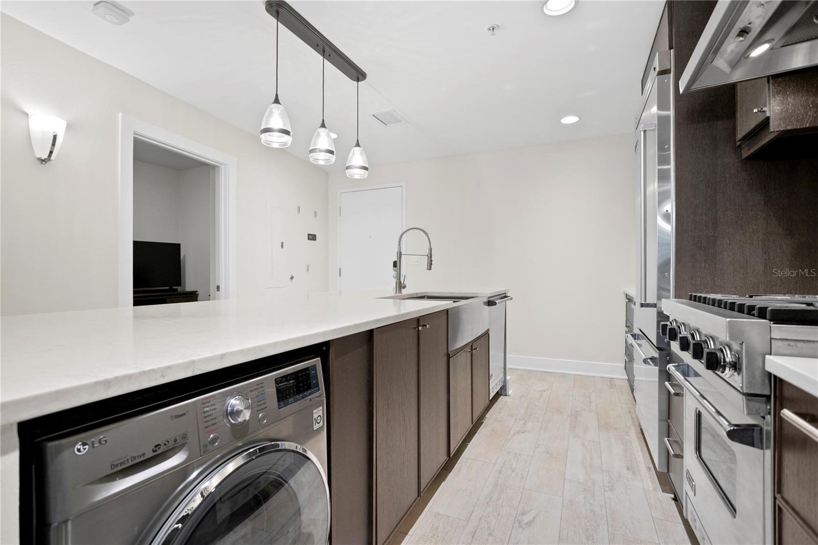 1120 E KENNEDY BLVD #413, TAMPA, FL, 33602