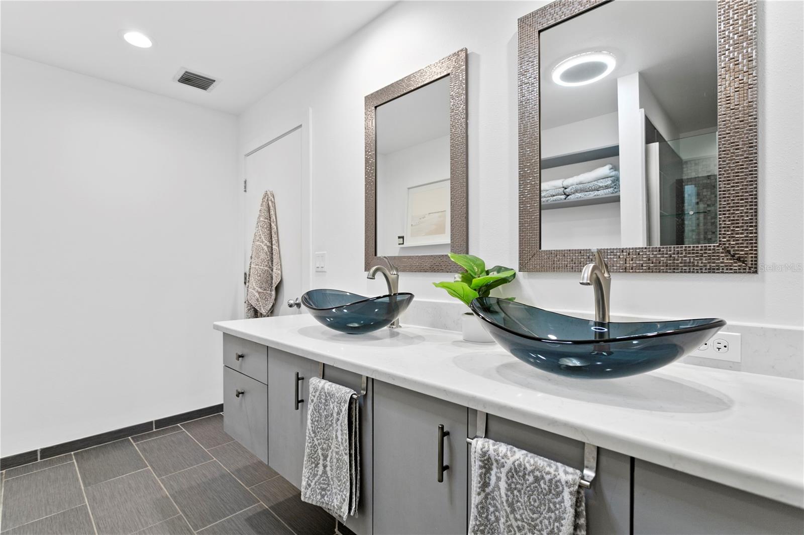 1120 E KENNEDY BLVD #413, TAMPA, FL, 33602