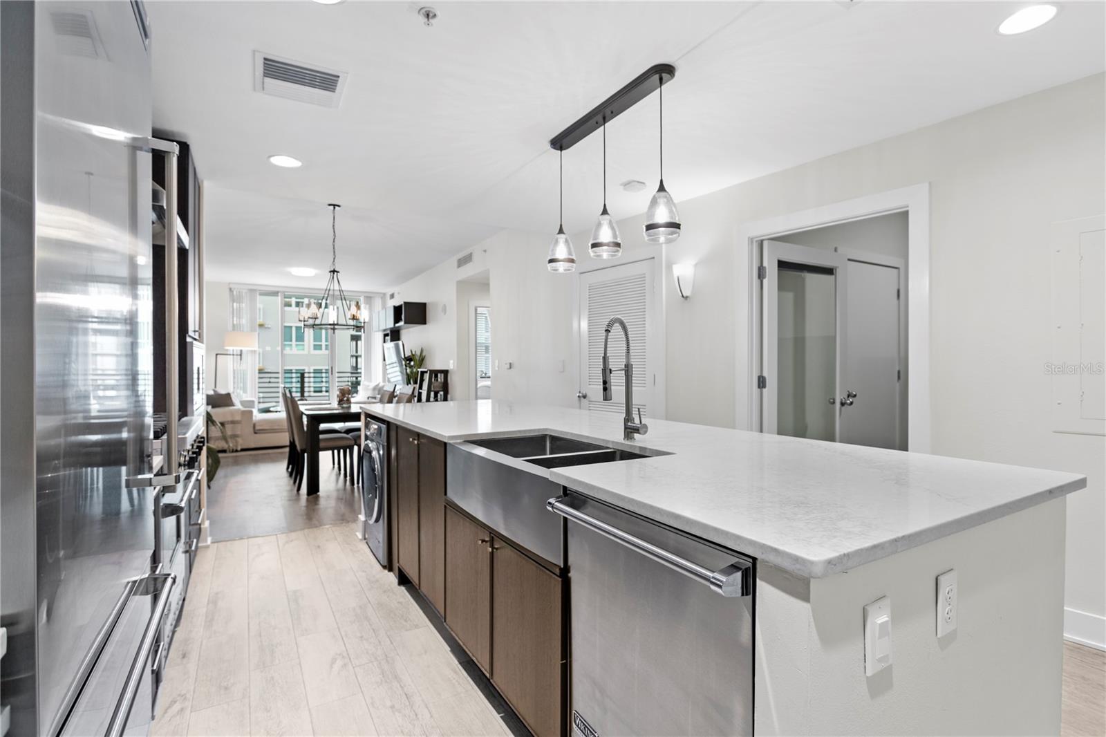 1120 E KENNEDY BLVD #413, TAMPA, FL, 33602