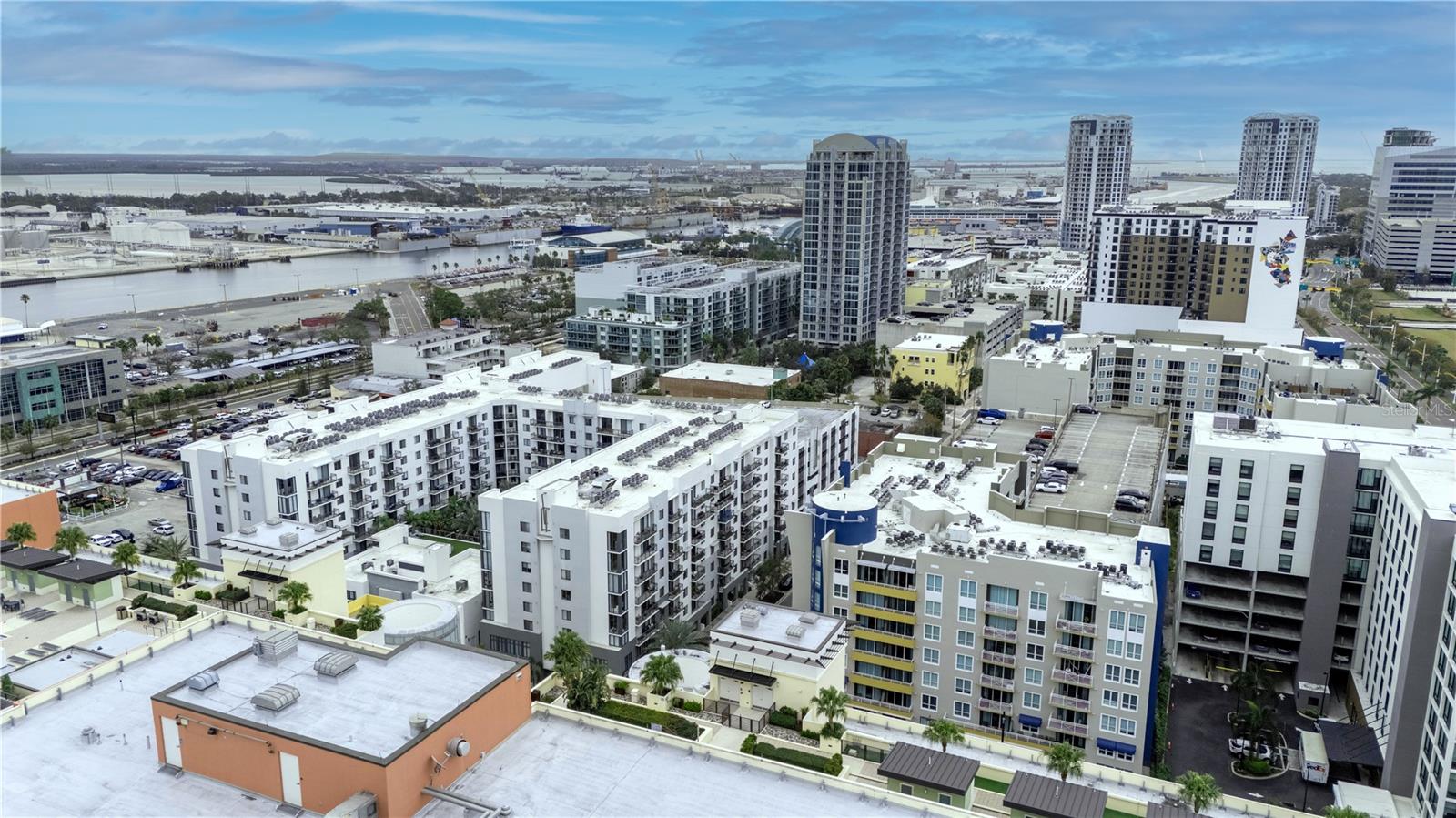 1120 E KENNEDY BLVD #413, TAMPA, FL, 33602