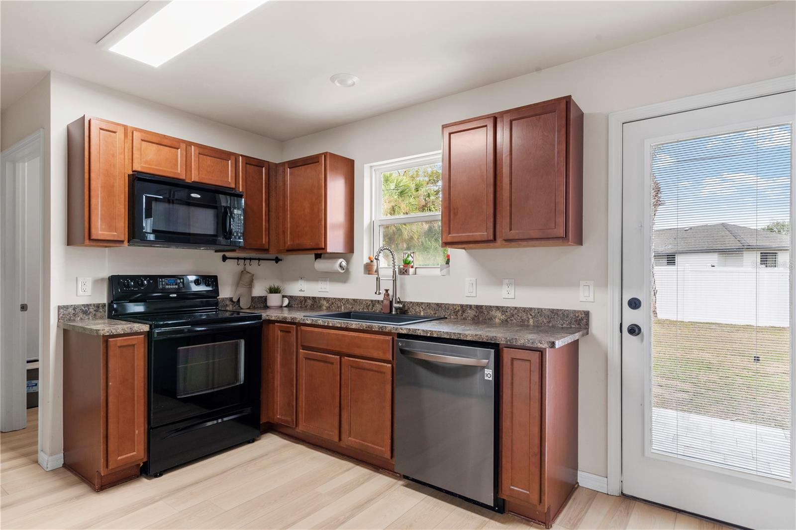 22116 SEATON AVE, PORT CHARLOTTE, FL, 33954