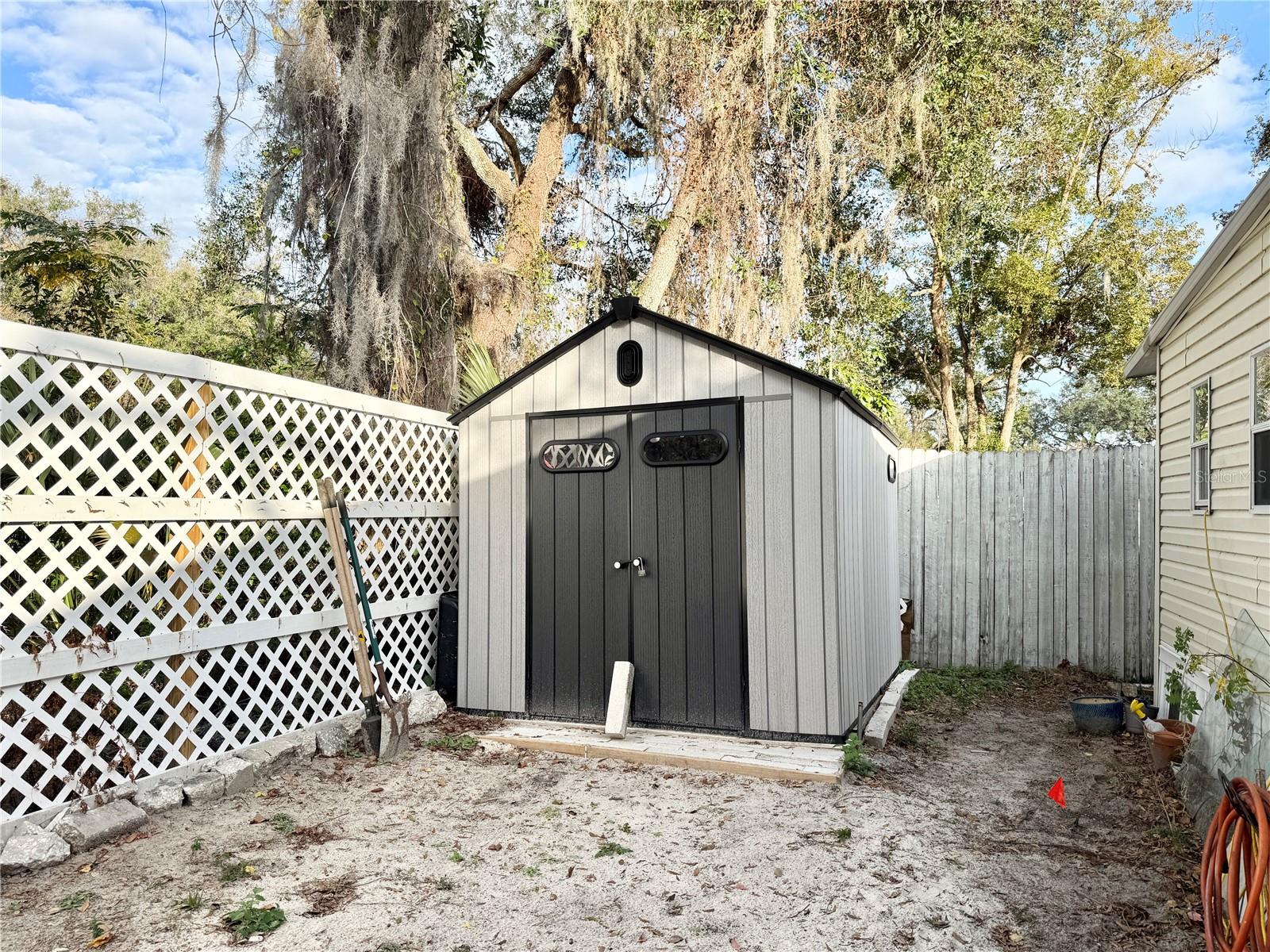 10538 BAY HILLS CIR, THONOTOSASSA, FL, 33592