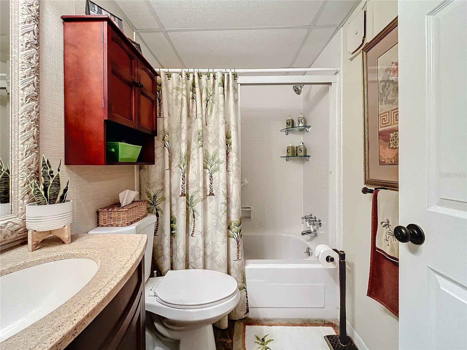 2750 E BAY DR #3B, LARGO, FL, 33771