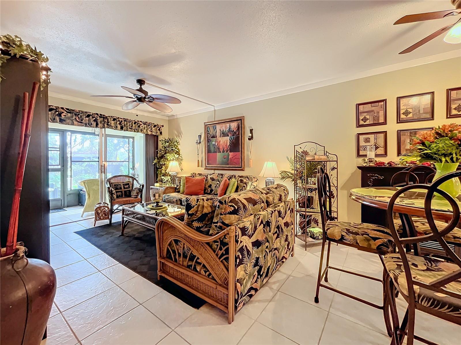 2750 E BAY DR #3B, LARGO, FL, 33771