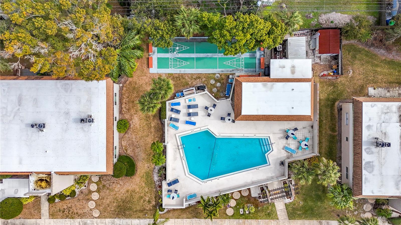 2750 E BAY DR #3B, LARGO, FL, 33771