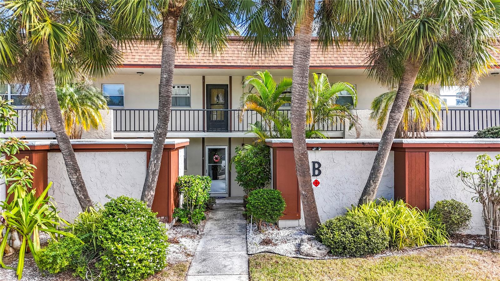 2750 E BAY DR #3B, LARGO, FL, 33771