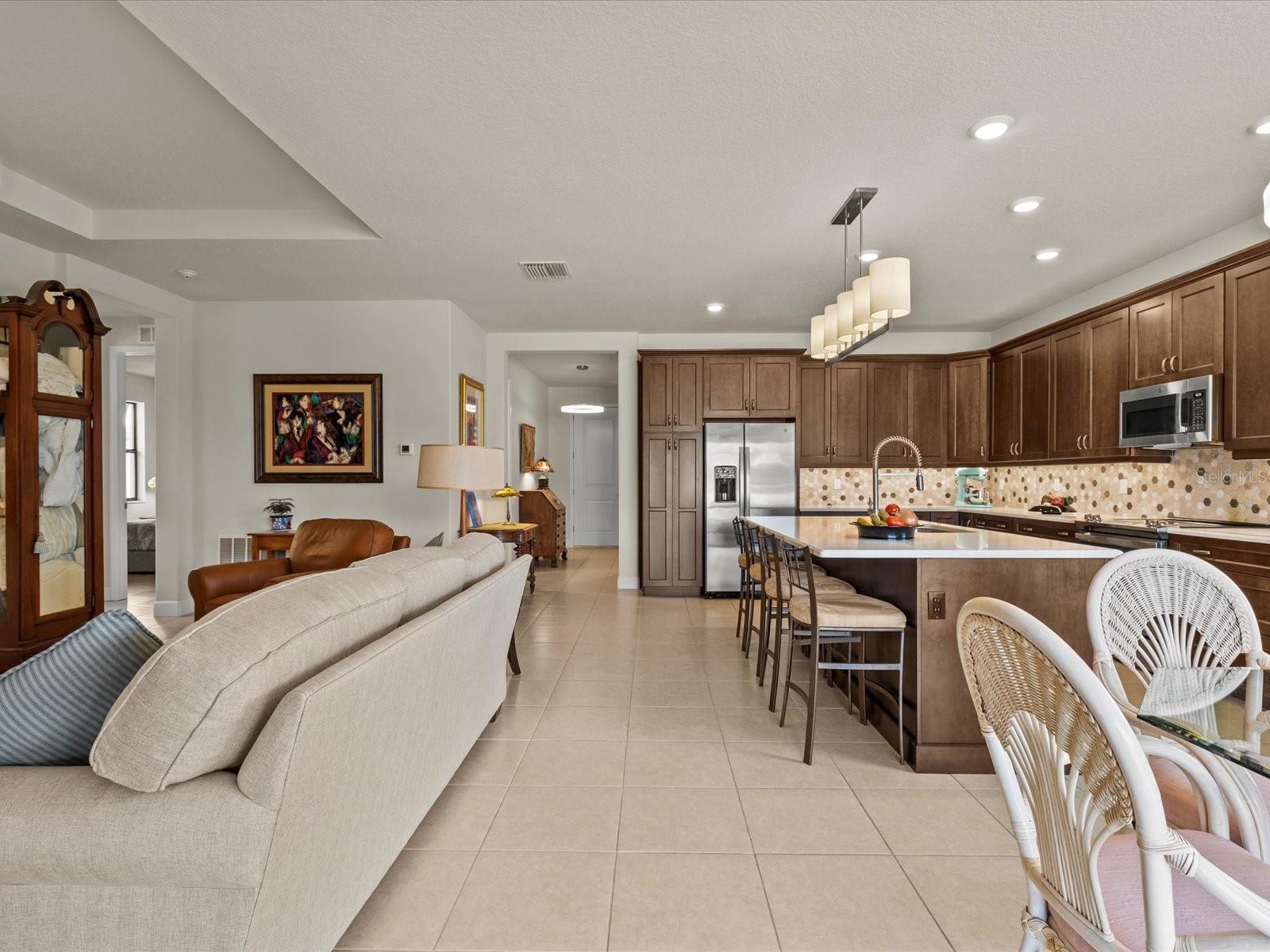 1575 N RIVER CIR, TARPON SPRINGS, FL, 34689