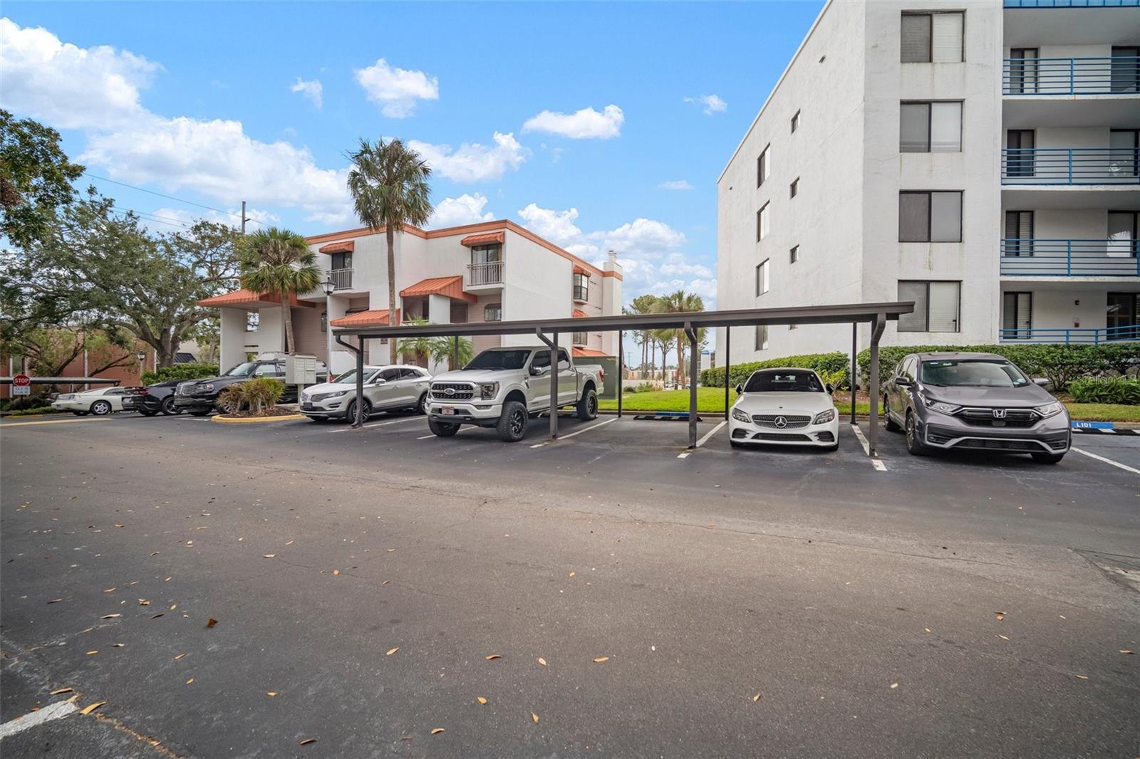 2424 W TAMPA BAY BLVD #L102, TAMPA, FL, 33607