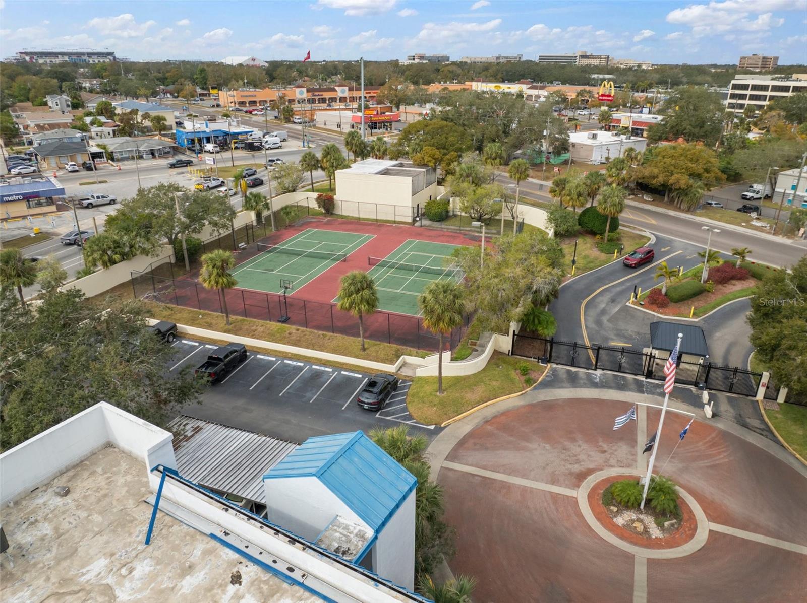 2424 W TAMPA BAY BLVD #L102, TAMPA, FL, 33607