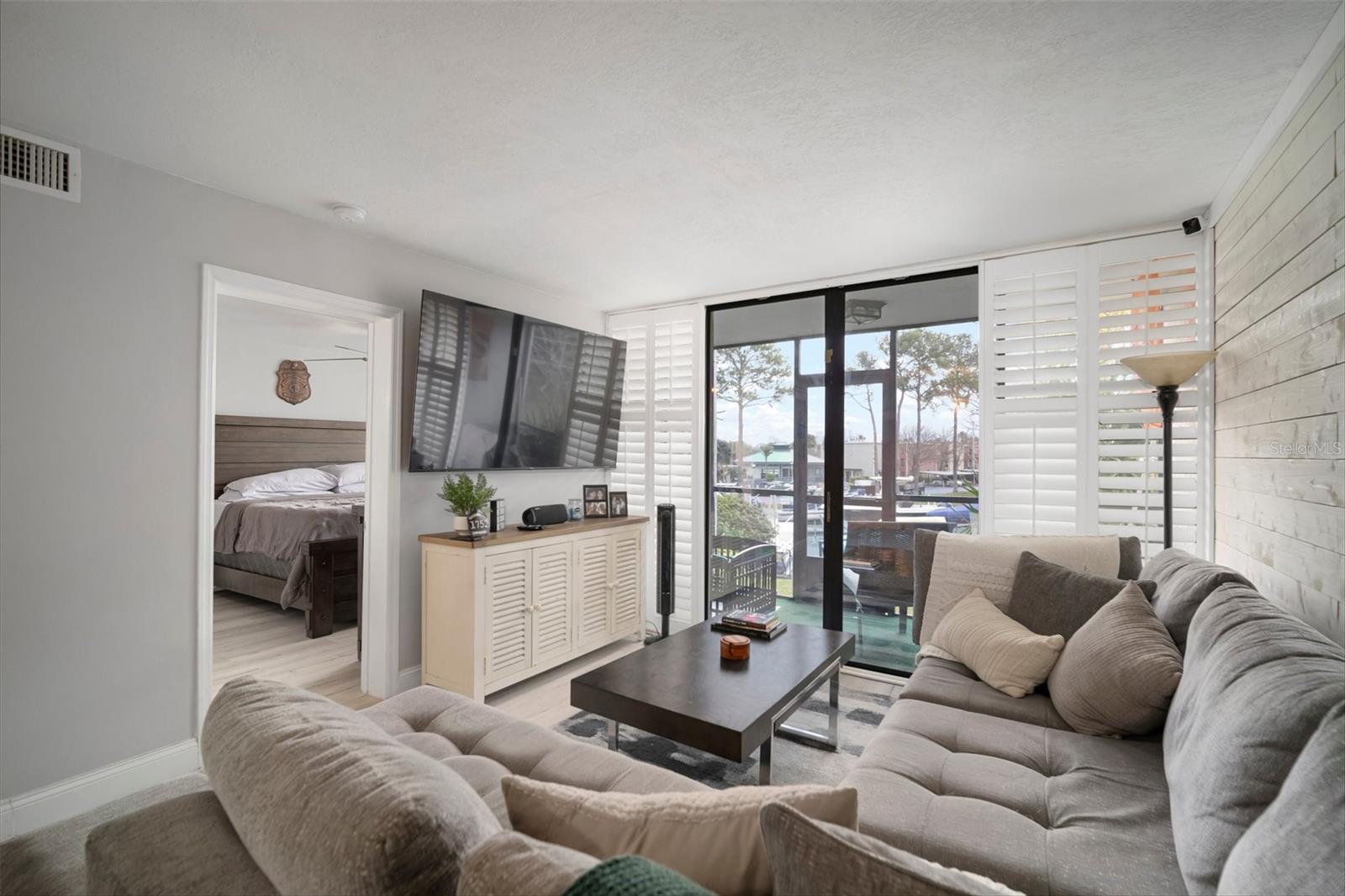 2424 W TAMPA BAY BLVD #L102, TAMPA, FL, 33607