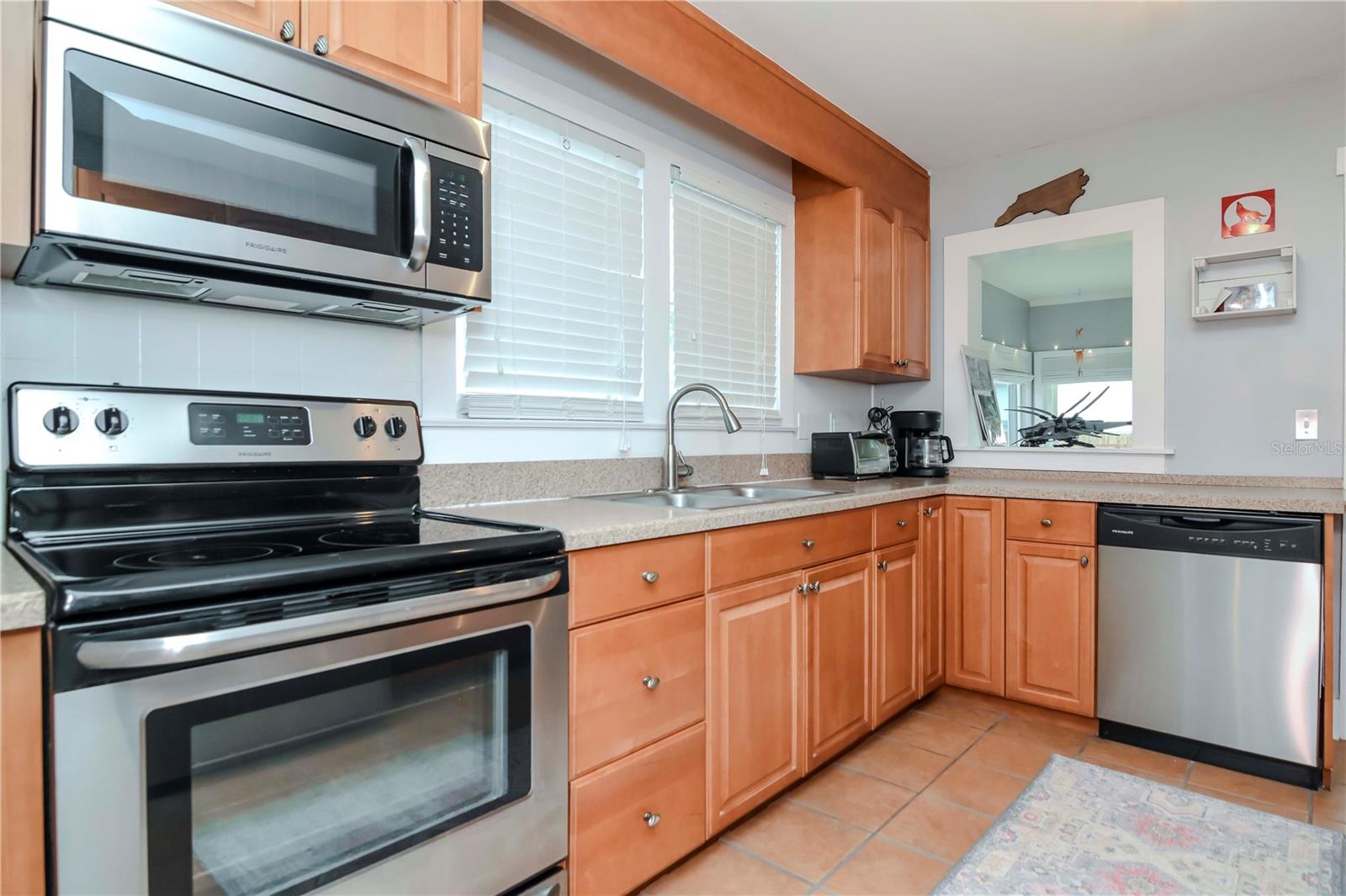 310 W HILDA ST, TAMPA, FL, 33603