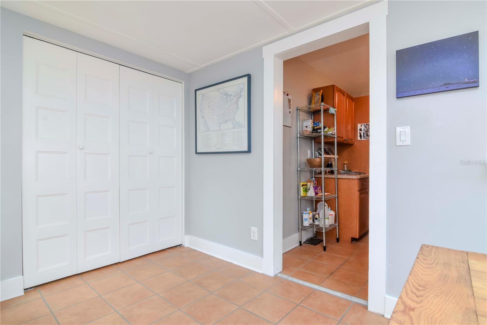 310 W HILDA ST, TAMPA, FL, 33603