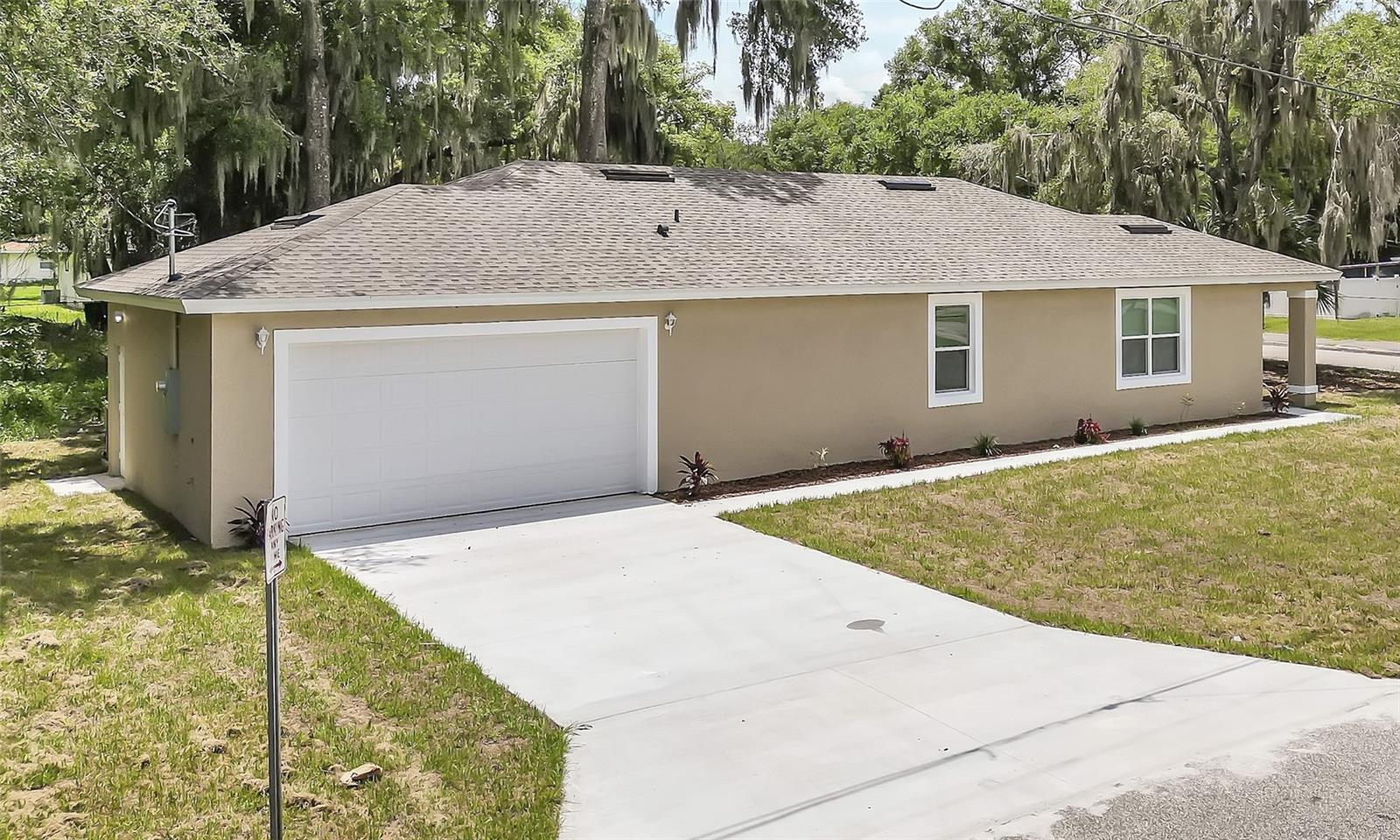 1101 S ADELLE AVE, DELAND, FL, 32720