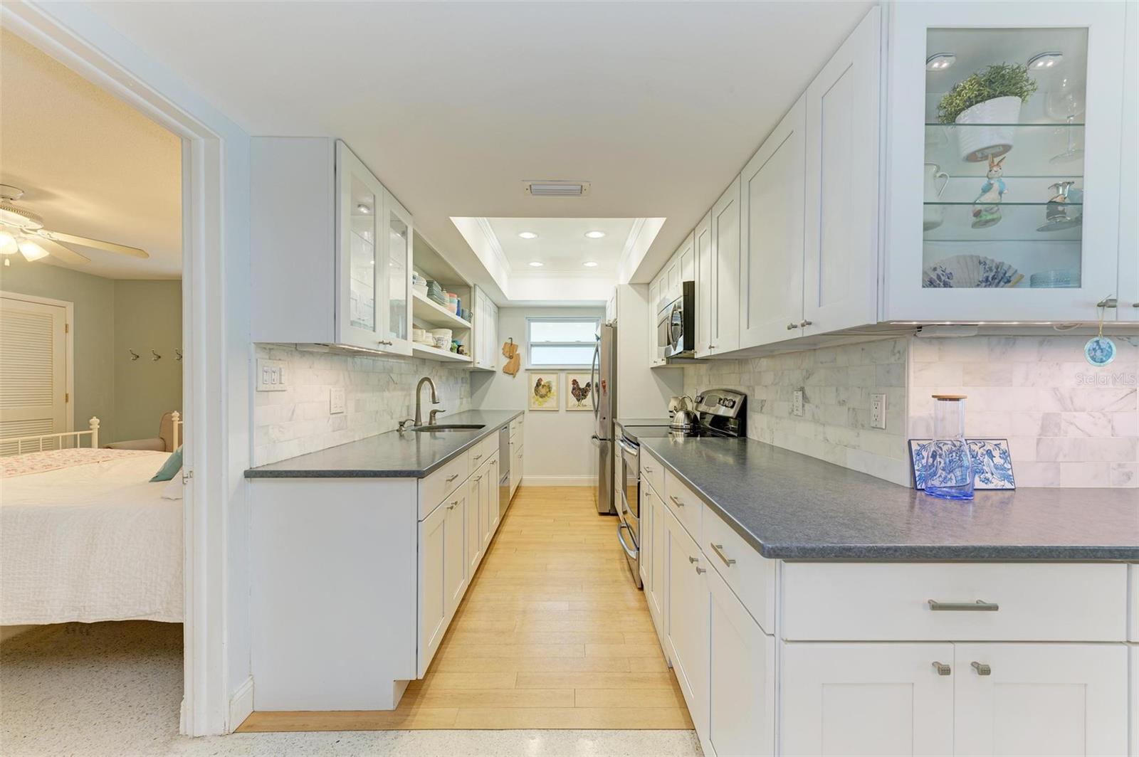 6005 MIDNIGHT PASS RD #N8, SARASOTA, FL, 34242