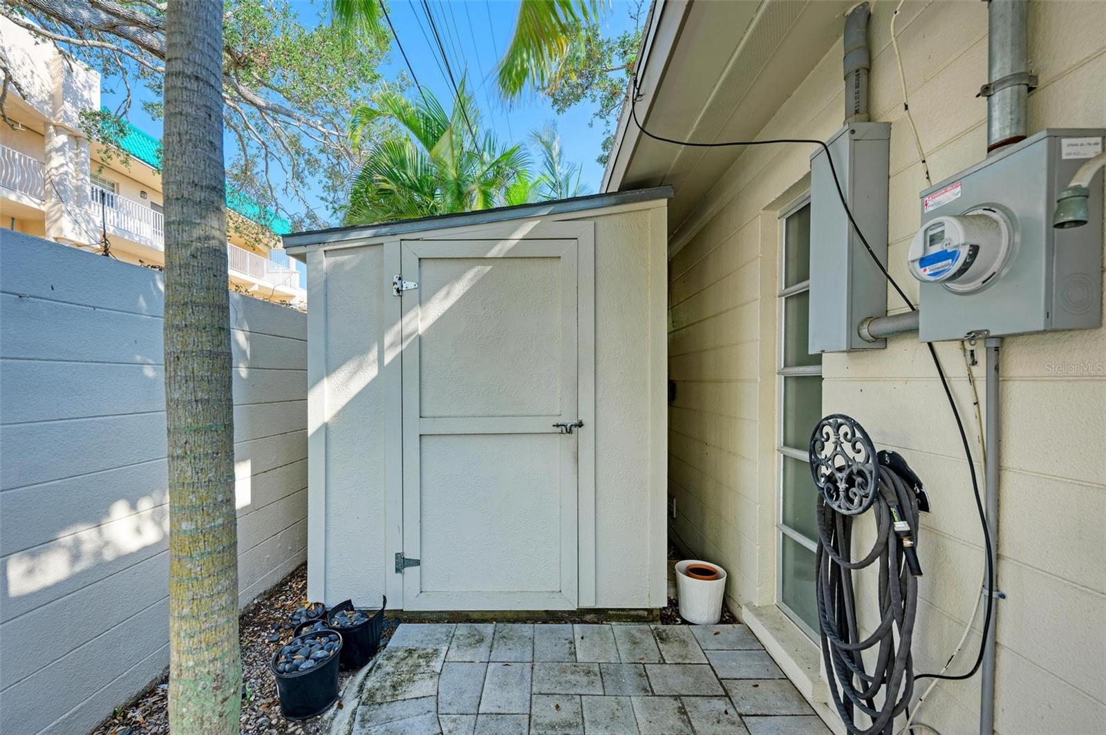 6005 MIDNIGHT PASS RD #N8, SARASOTA, FL, 34242