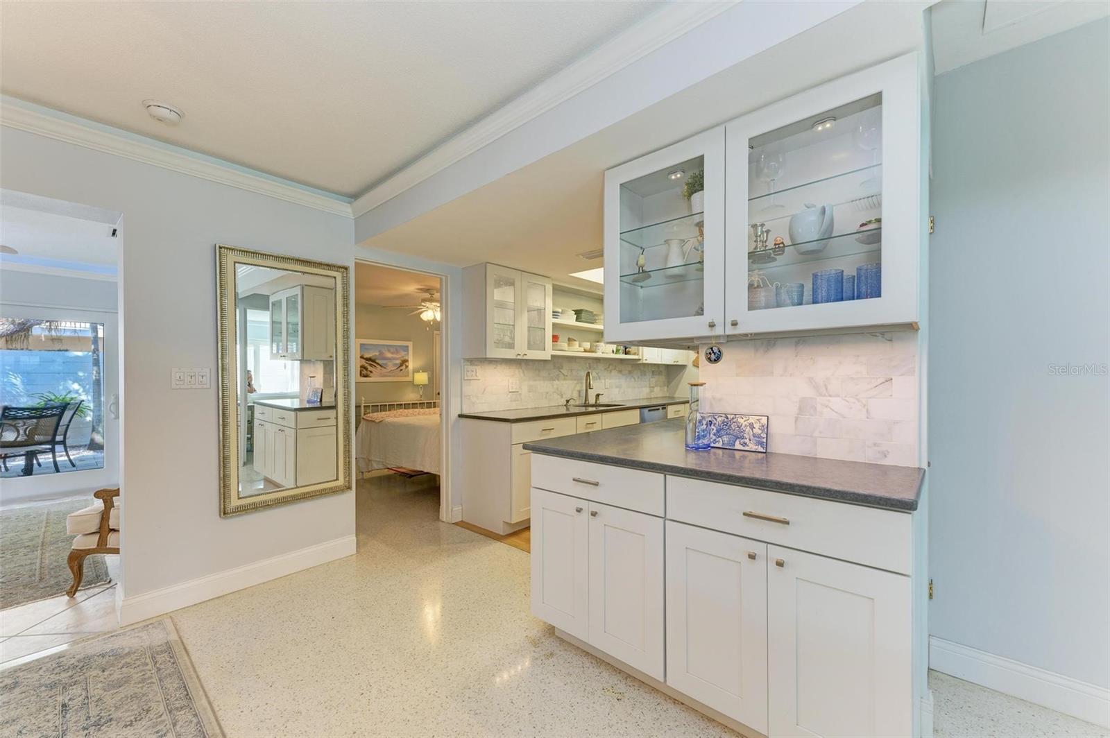 6005 MIDNIGHT PASS RD #N8, SARASOTA, FL, 34242