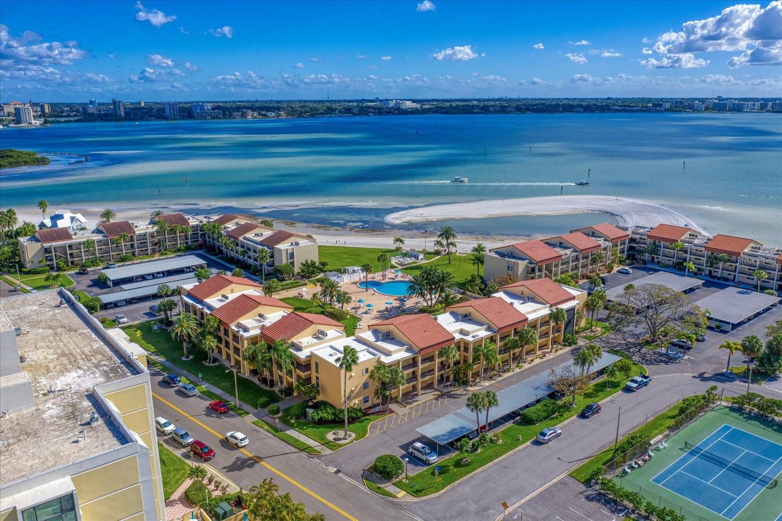845 S GULFVIEW BLVD #208, CLEARWATER BEACH, FL, 33767