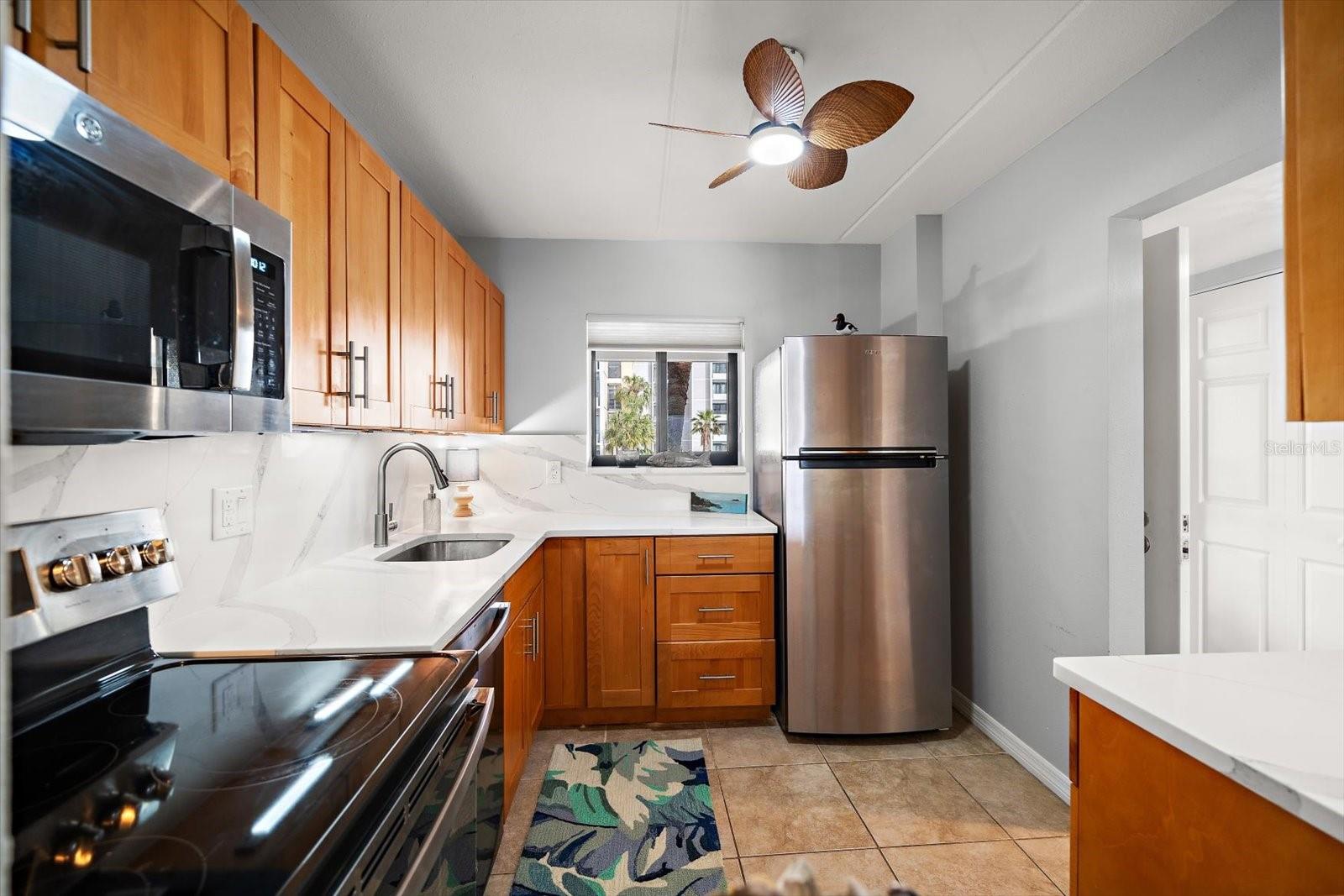845 S GULFVIEW BLVD #208, CLEARWATER BEACH, FL, 33767