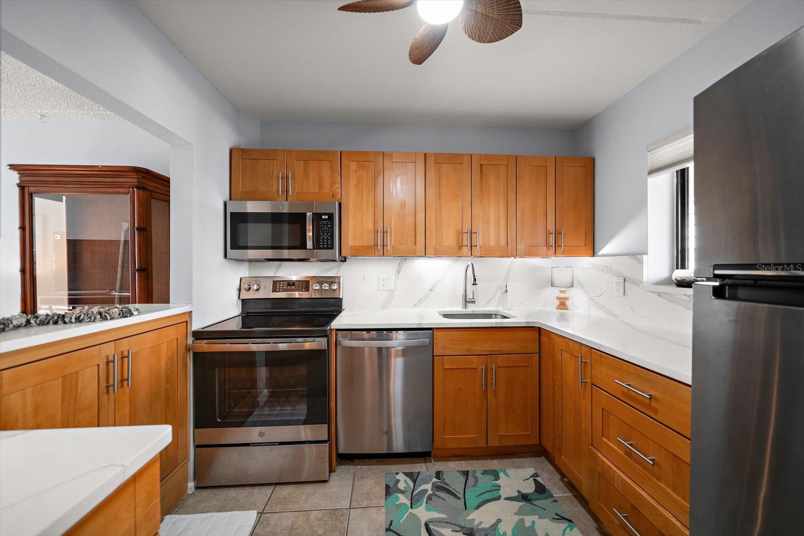845 S GULFVIEW BLVD #208, CLEARWATER BEACH, FL, 33767