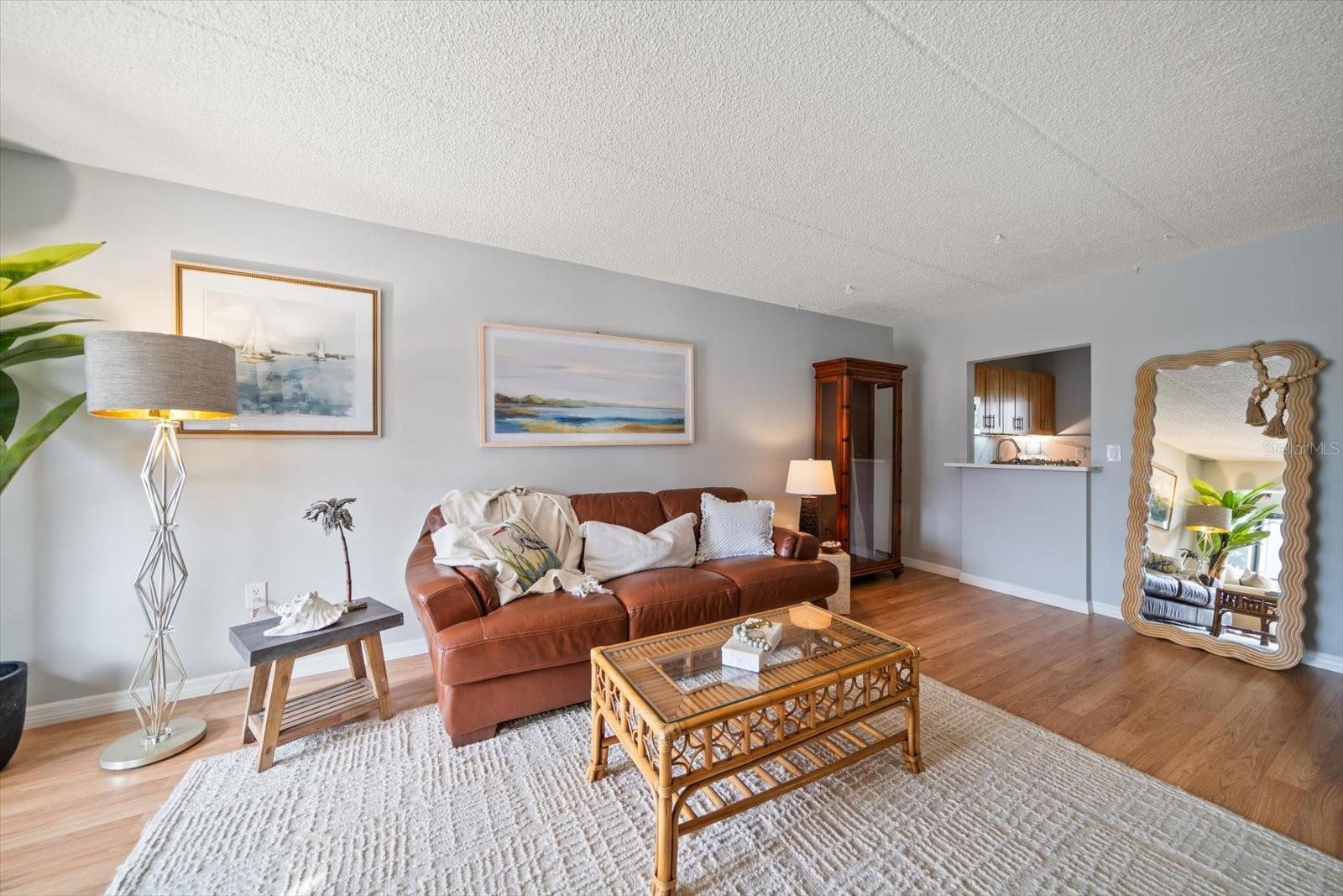 845 S GULFVIEW BLVD #208, CLEARWATER BEACH, FL, 33767