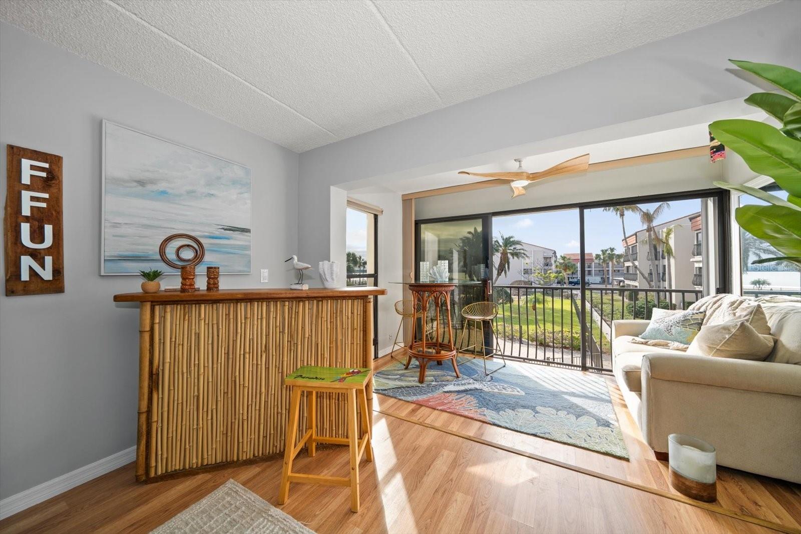 845 S GULFVIEW BLVD #208, CLEARWATER BEACH, FL, 33767