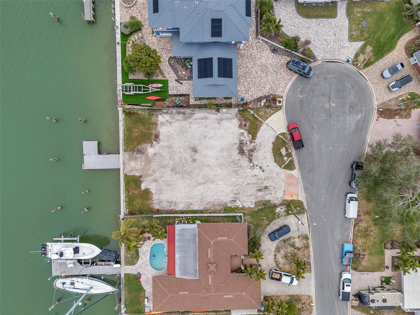 11655 4TH ST E, TREASURE ISLAND, FL, 33706