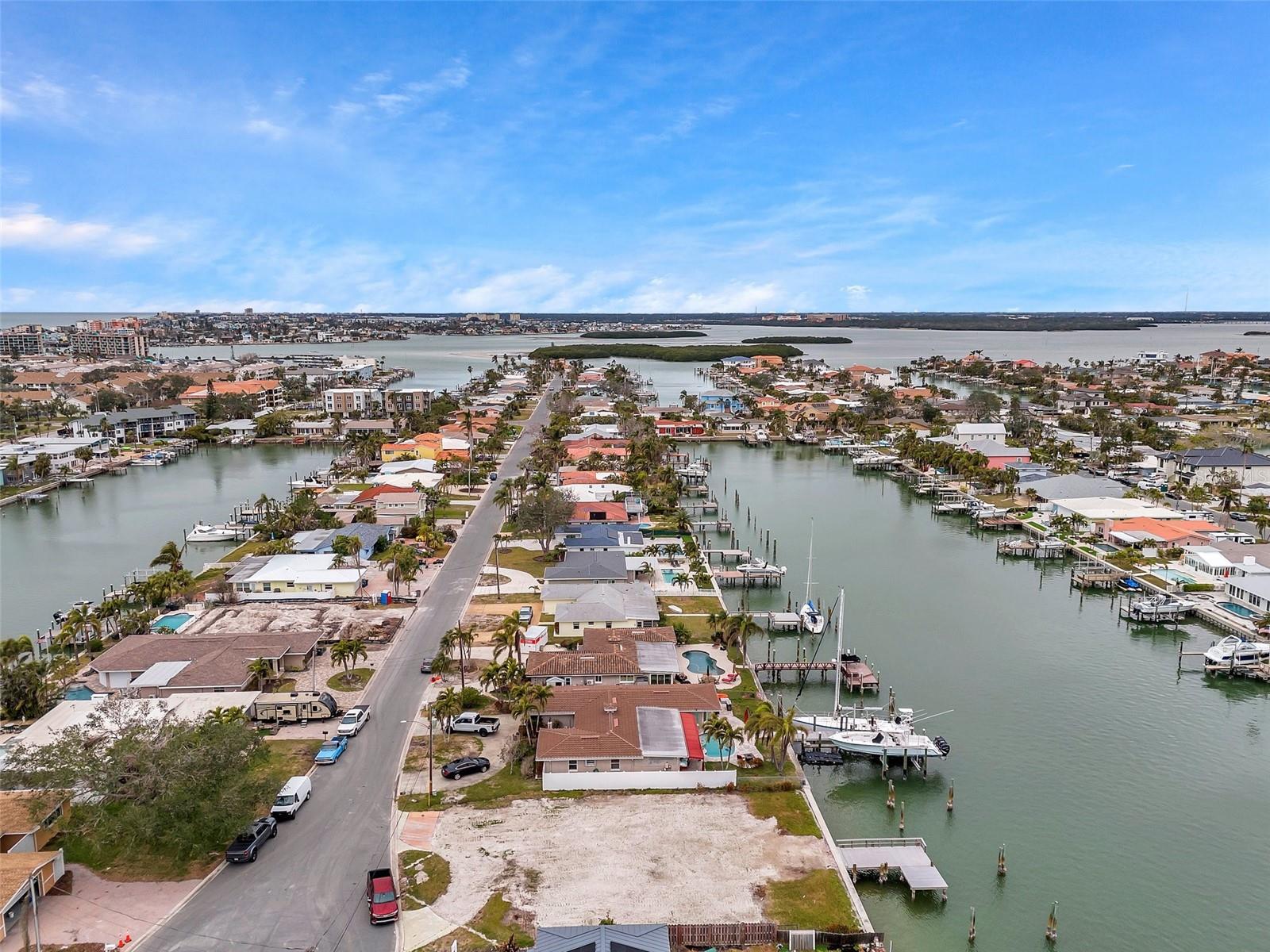 11655 4TH ST E, TREASURE ISLAND, FL, 33706