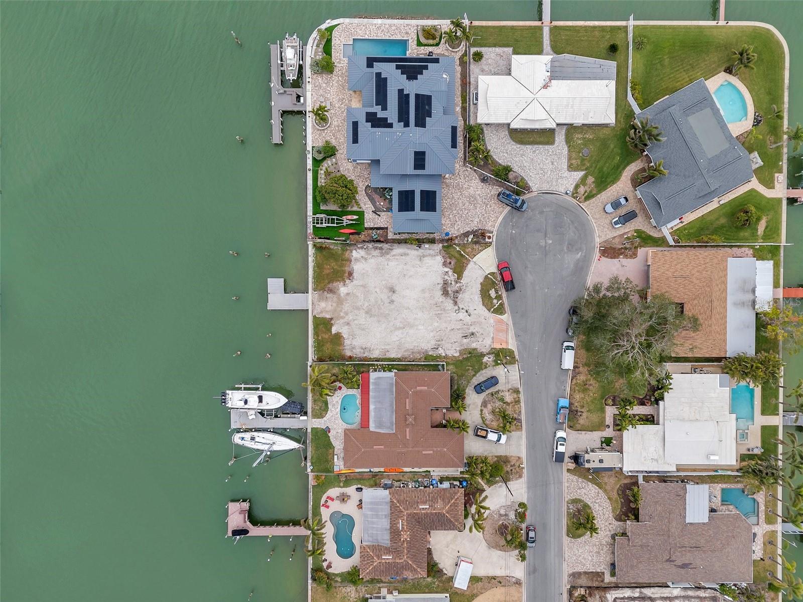 11655 4TH ST E, TREASURE ISLAND, FL, 33706