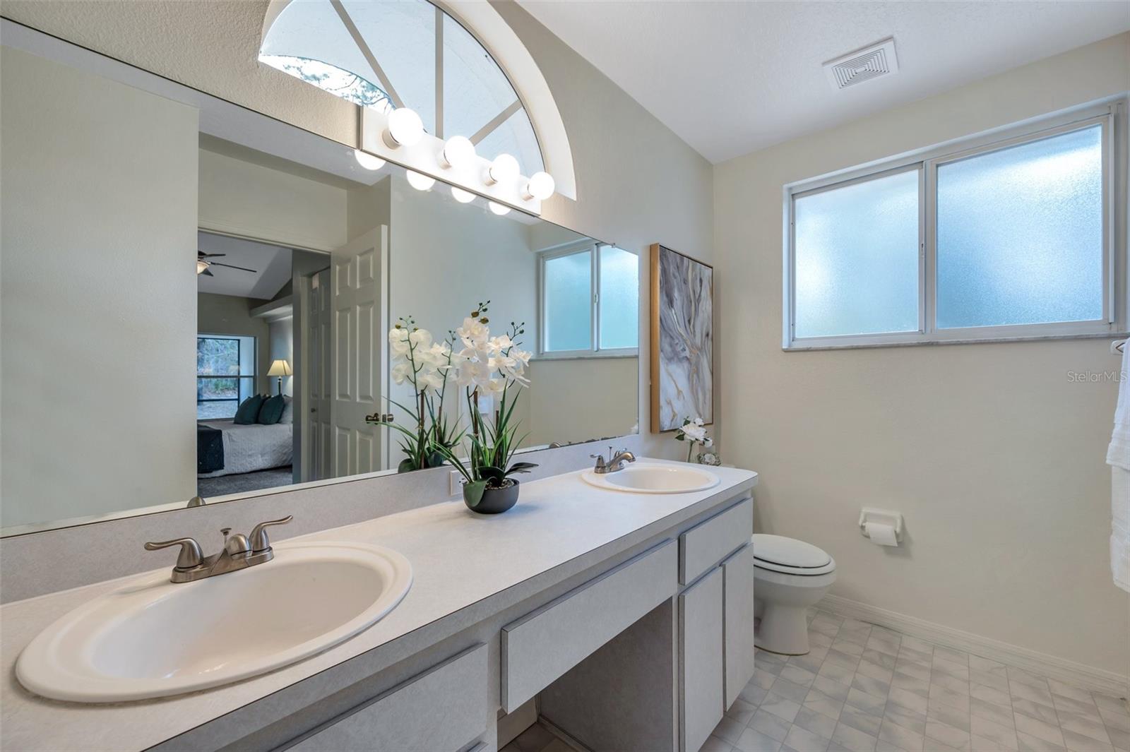 12240 EAKIN ST, WEEKI WACHEE, FL, 34614
