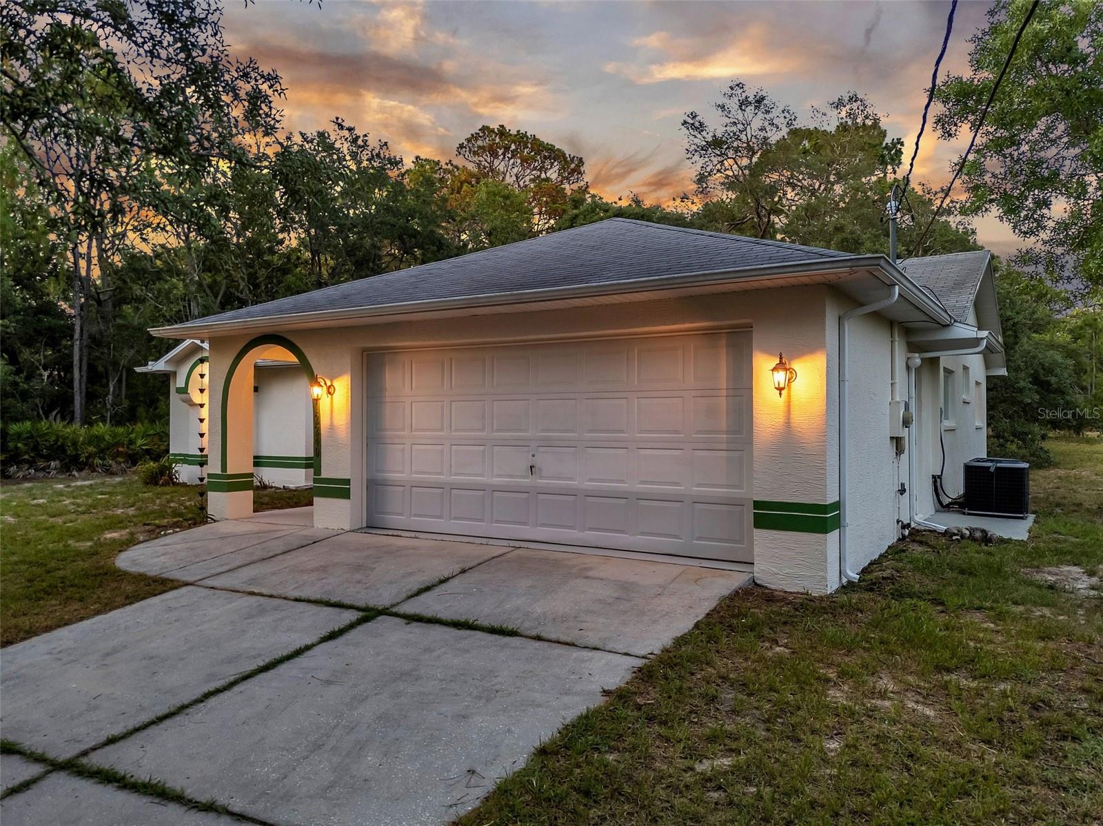 12240 EAKIN ST, WEEKI WACHEE, FL, 34614