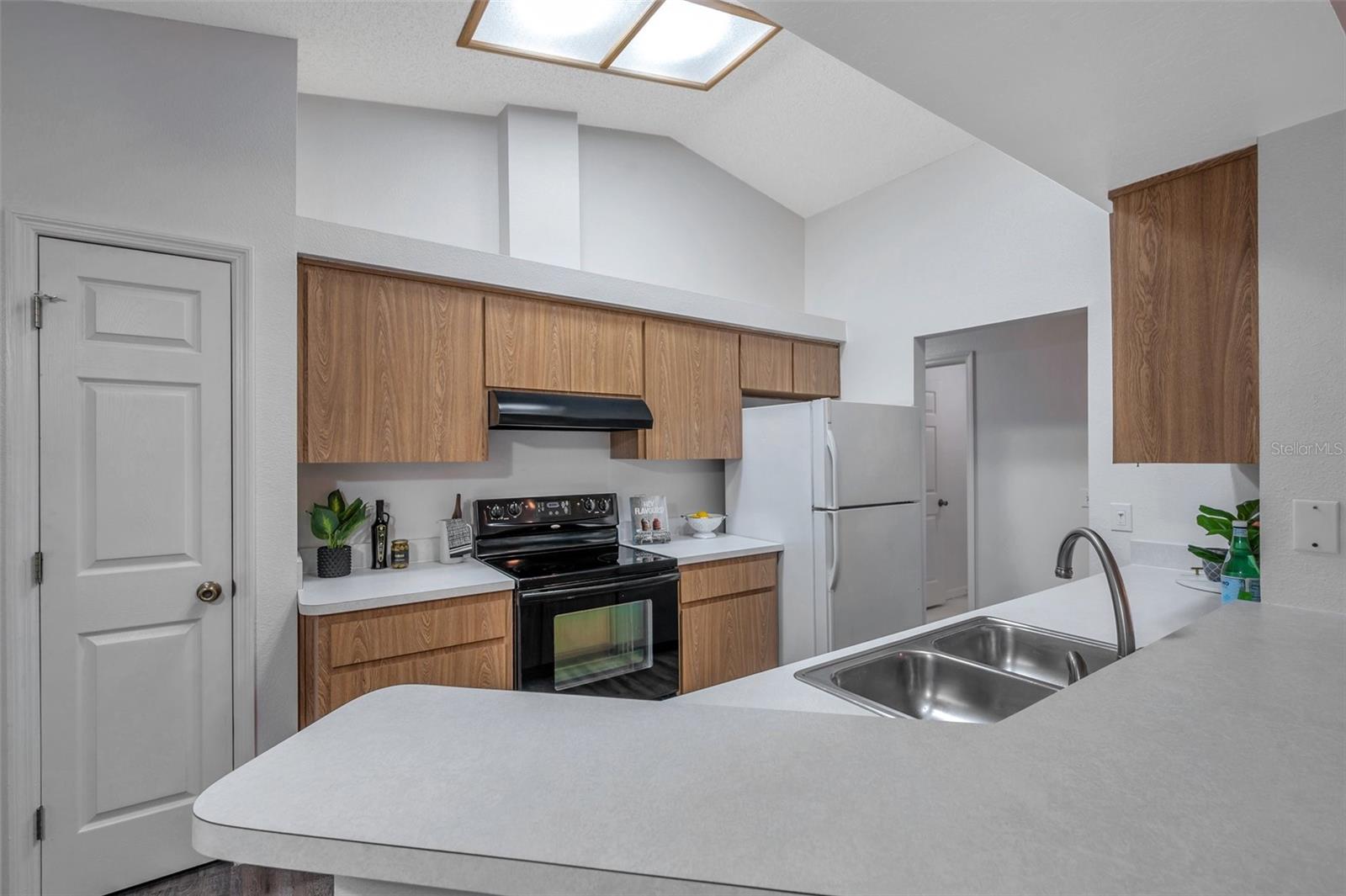 12240 EAKIN ST, WEEKI WACHEE, FL, 34614