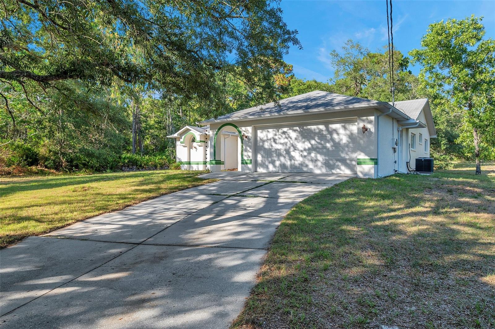 12240 EAKIN ST, WEEKI WACHEE, FL, 34614