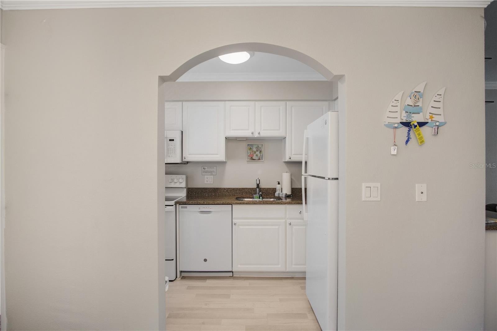 19417 GULF BLVD #A207, INDIAN ROCKS BEACH, FL, 33785