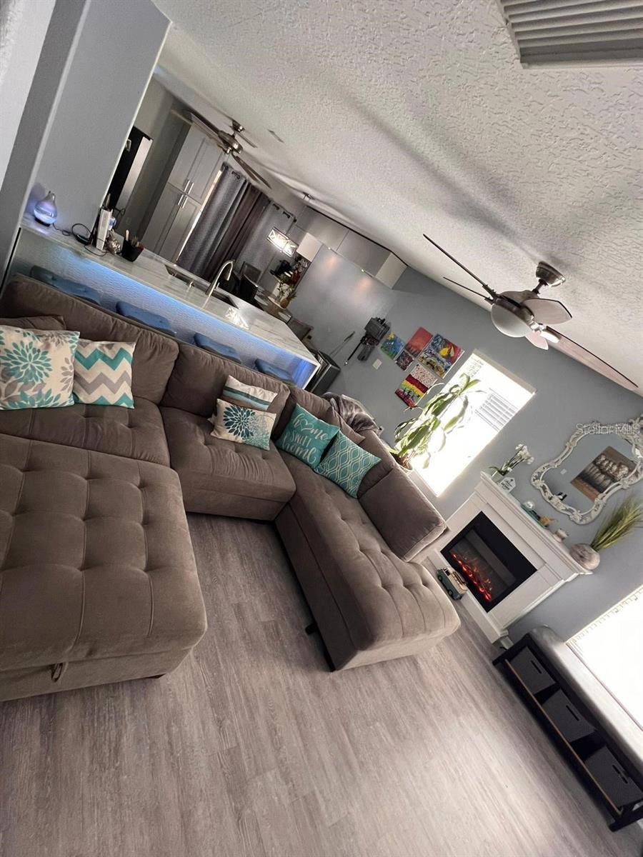 11719 MANGO GROVES BLVD, SEFFNER, FL, 33584
