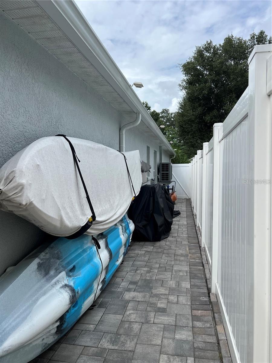 11719 MANGO GROVES BLVD, SEFFNER, FL, 33584