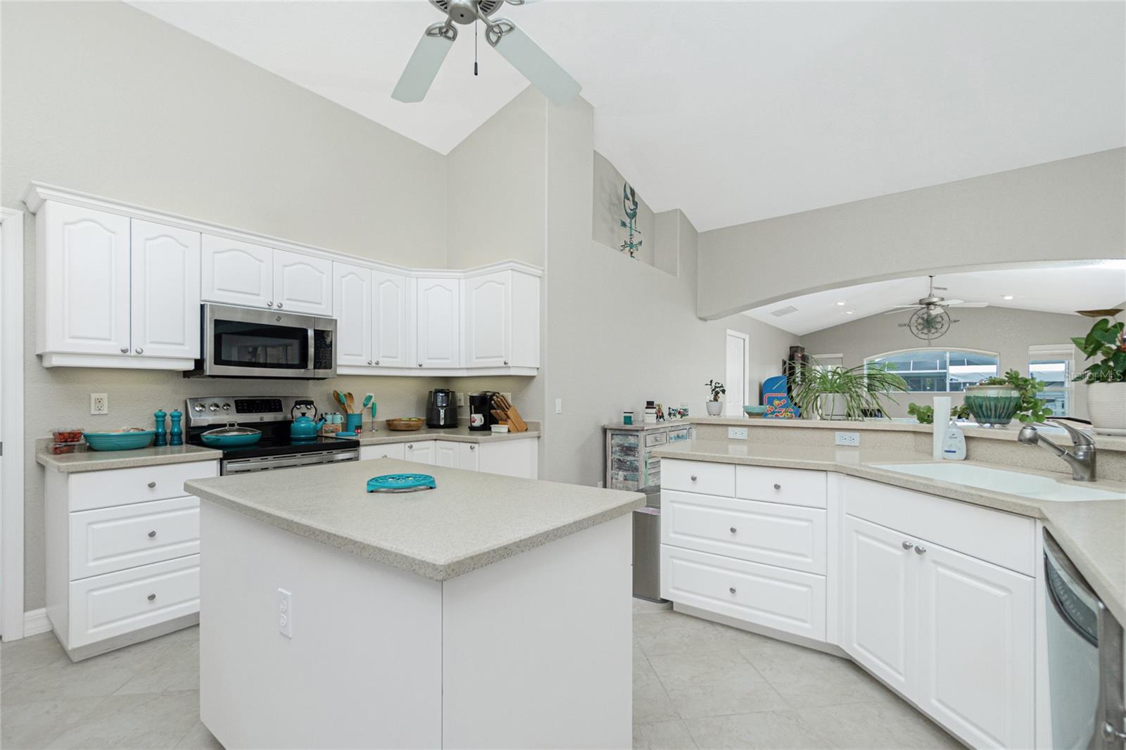 15626 MEACHAM CIR, PORT CHARLOTTE, FL, 33981