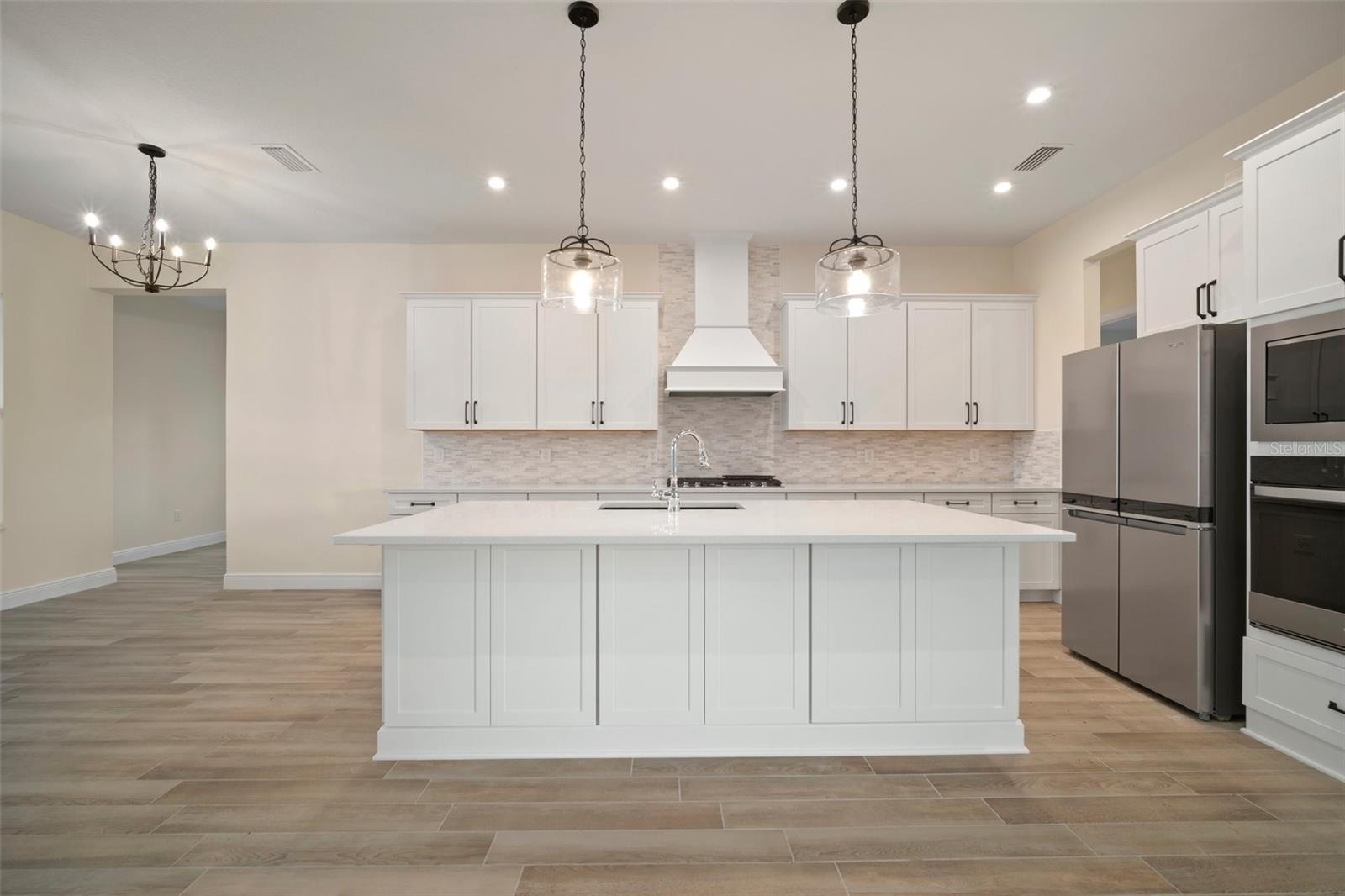 8528 BEECHLAKE CT, SARASOTA, FL, 34240