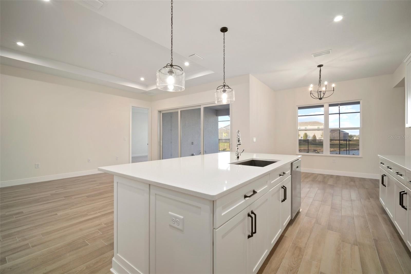 8528 BEECHLAKE CT, SARASOTA, FL, 34240