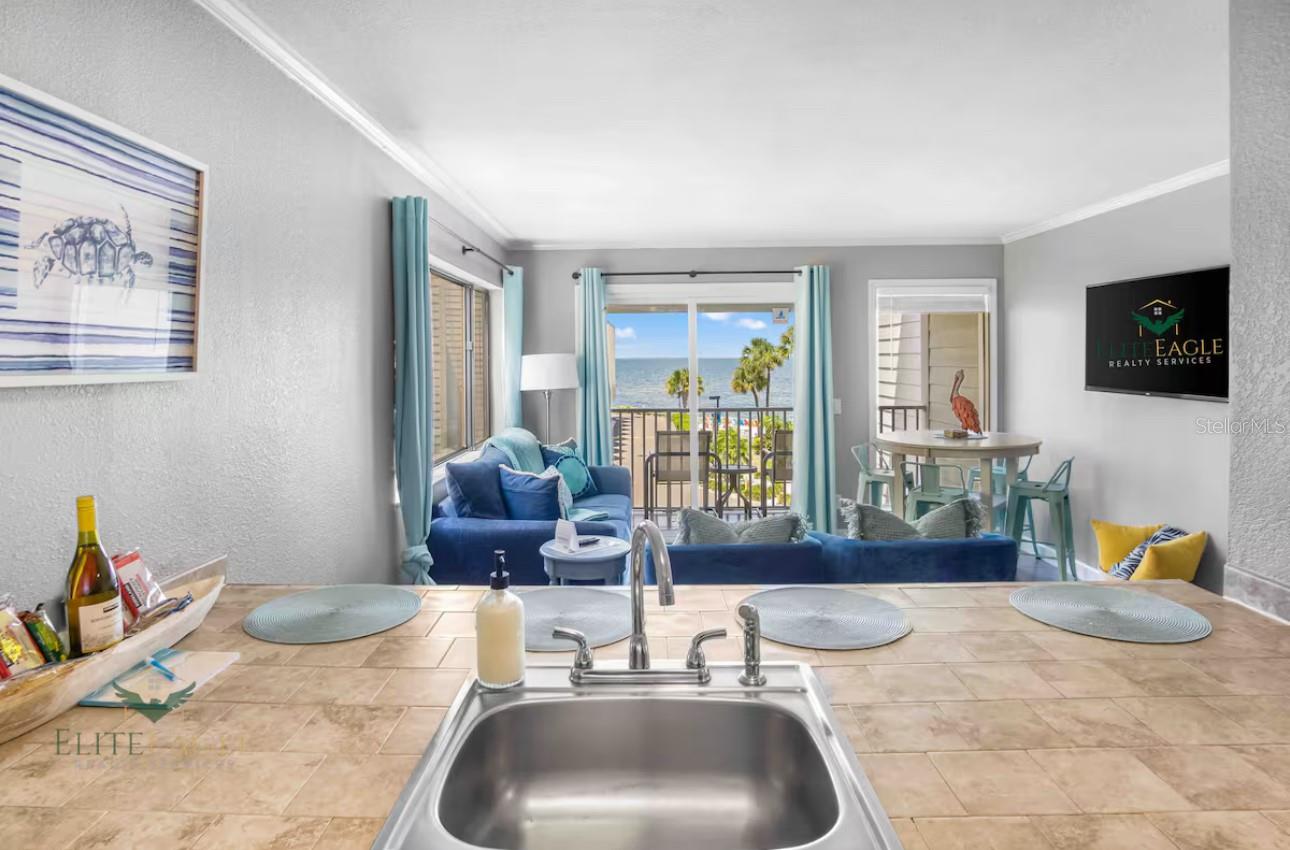 2506 N ROCKY POINT DR #355, TAMPA, FL, 33607