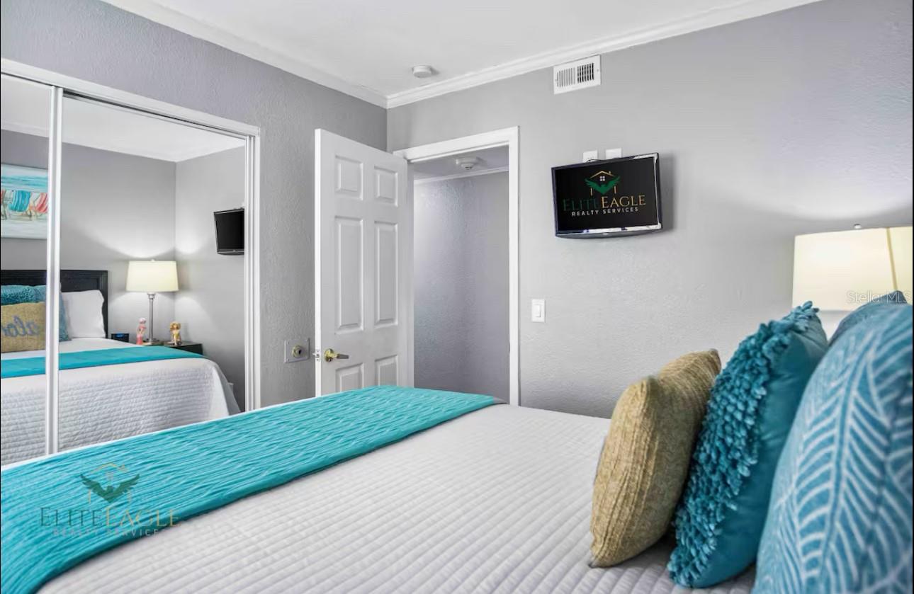 2506 N ROCKY POINT DR #355, TAMPA, FL, 33607