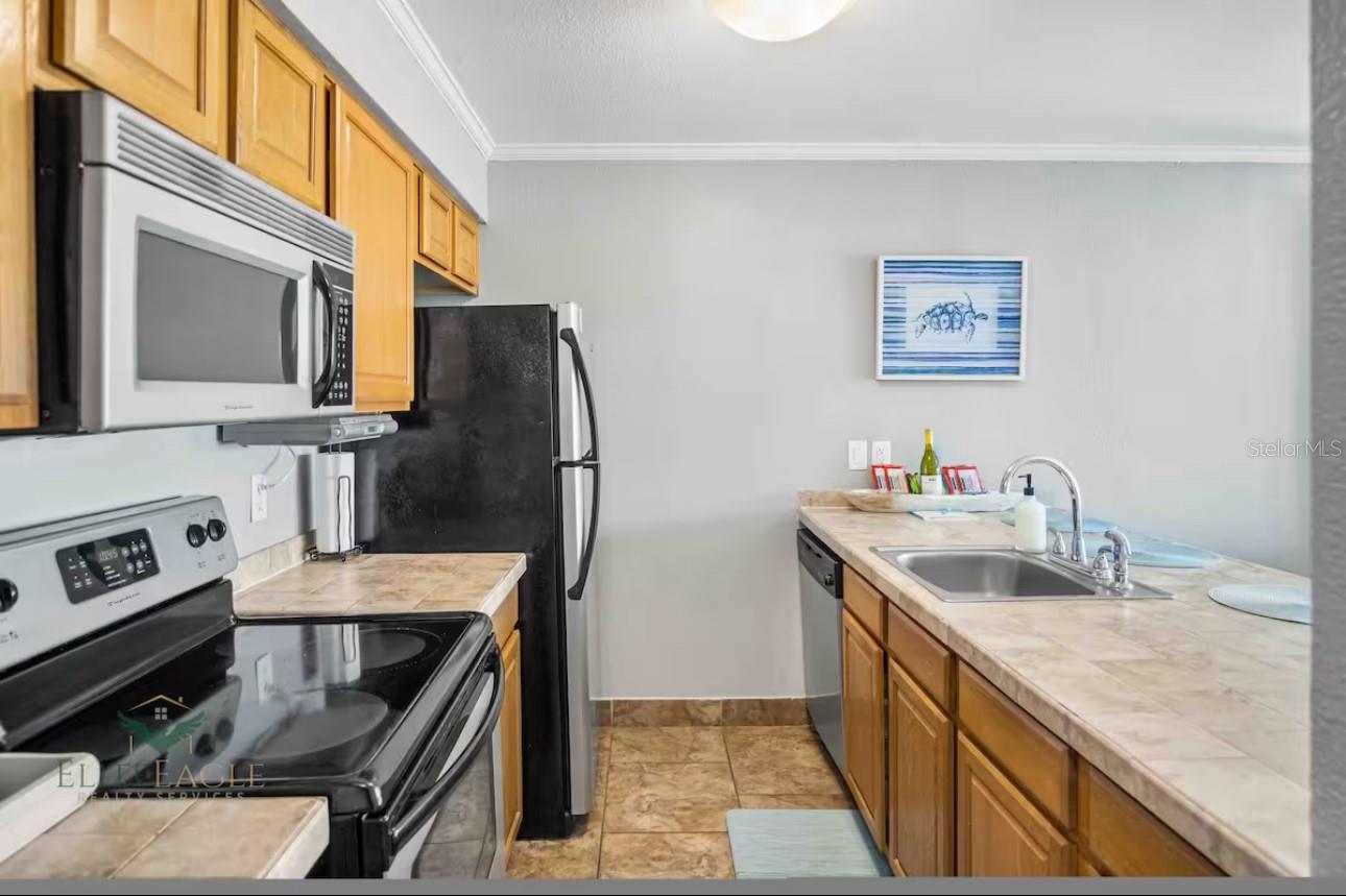 2506 N ROCKY POINT DR #355, TAMPA, FL, 33607