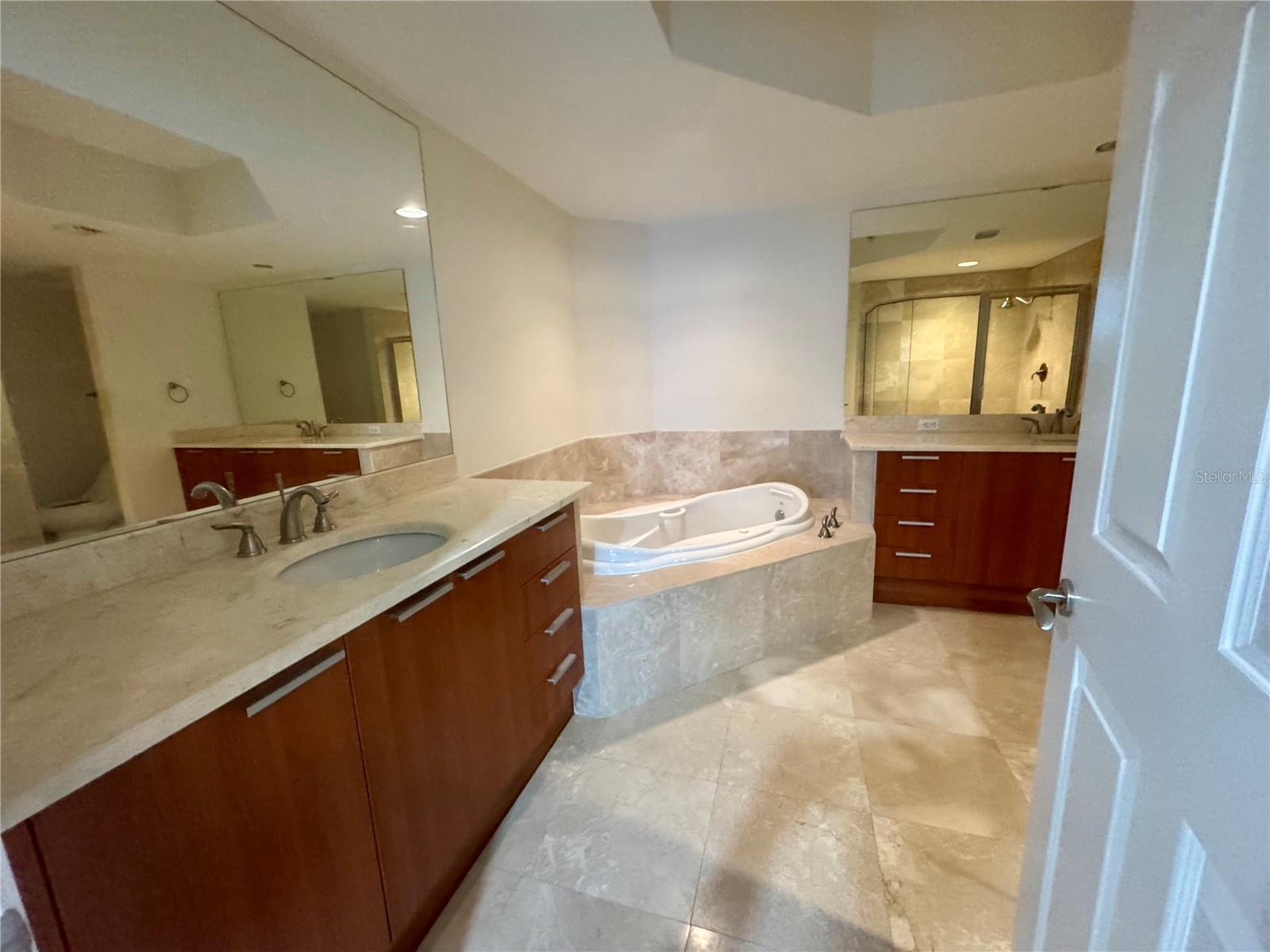 MARINA GRANDE/HALIFAX 01, DAYTONA BEACH, FL, 32117