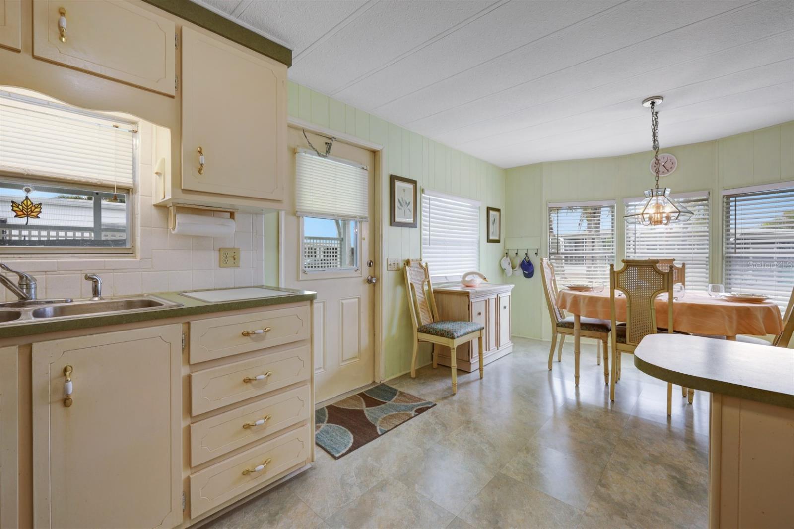 2100 KINGS HWY #97, PORT CHARLOTTE, FL, 33980