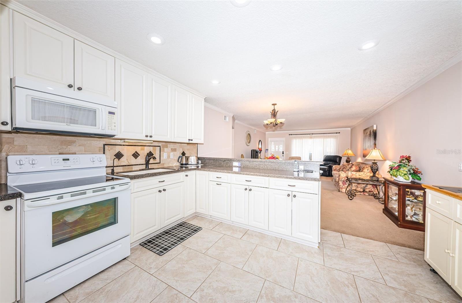 2071 AUSTRALIA WAY W #17, CLEARWATER, FL, 33763